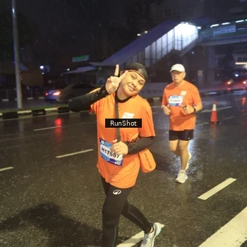 Runner Photo 7913228