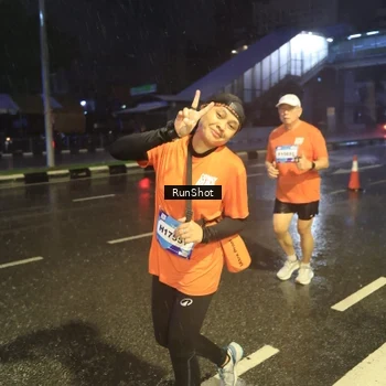 Runner Photo 7913234