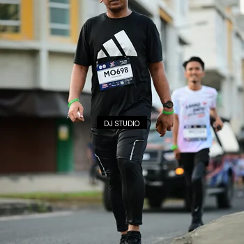 Runner Photo 7913251