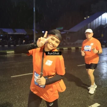 Runner Photo 7913252