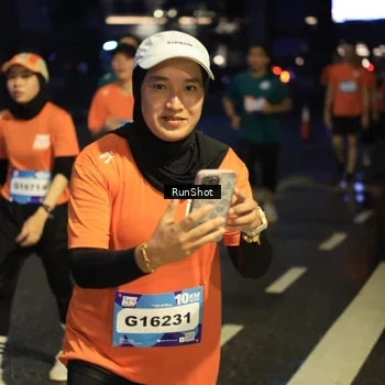 Runner Photo 7913256