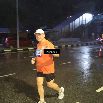 Runner Photo 7913265