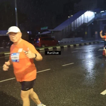 Runner Photo 7913269