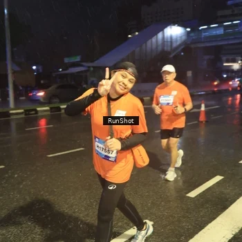 Runner Photo 7913272