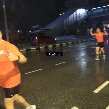 Runner Photo 7913281
