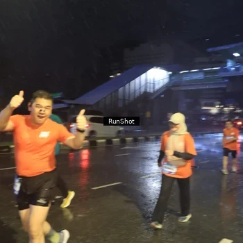 Runner Photo 7913282