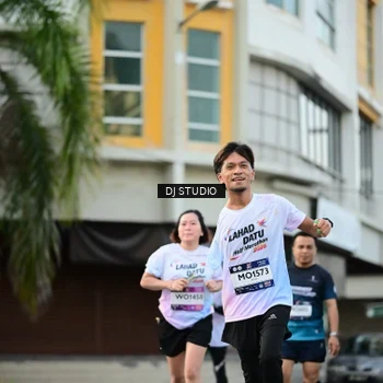 Runner Photo 7913307