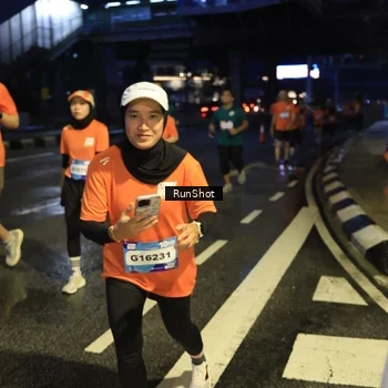 Runner Photo 7913315