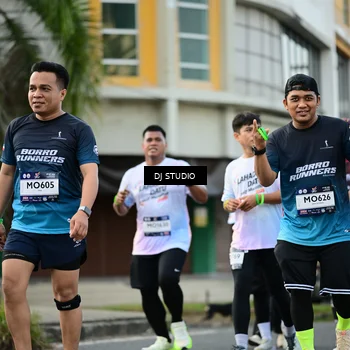 Runner Photo 7913347