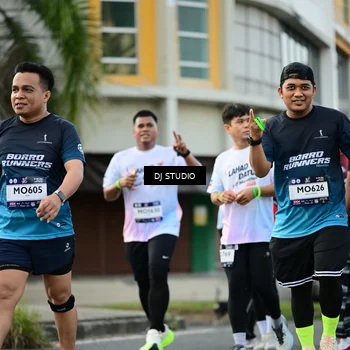 Runner Photo 7913353