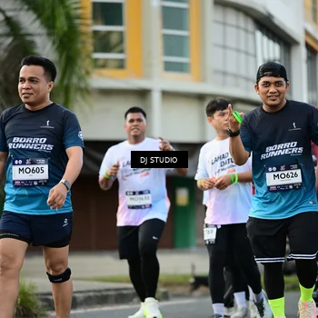 Runner Photo 7913358