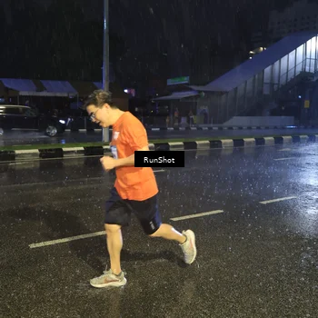 Runner Photo 7913364