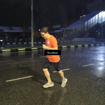 Runner Photo 7913365