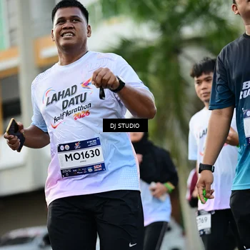 Runner Photo 7913369