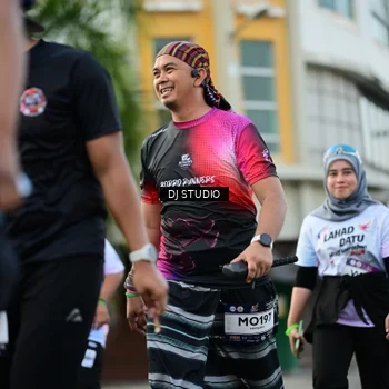 Runner Photo 7913376
