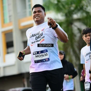 Runner Photo 7913389