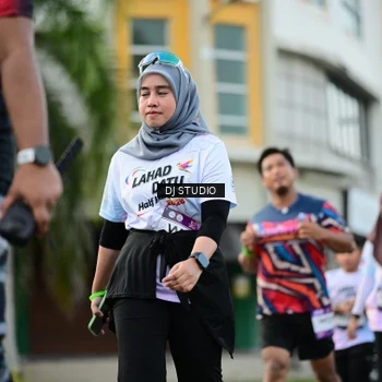 Runner Photo 7913396