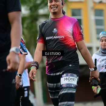 Runner Photo 7913398