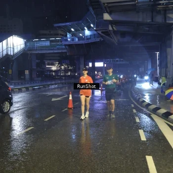 Runner Photo 7913404