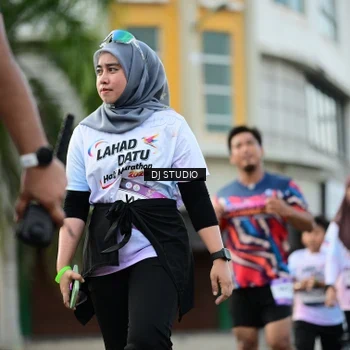 Runner Photo 7913406