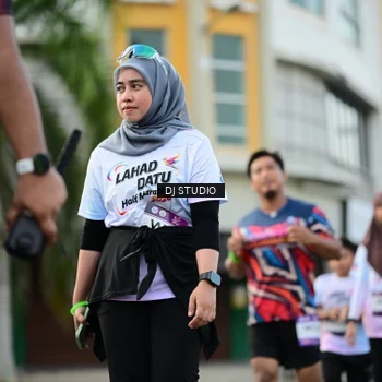 Runner Photo 7913410