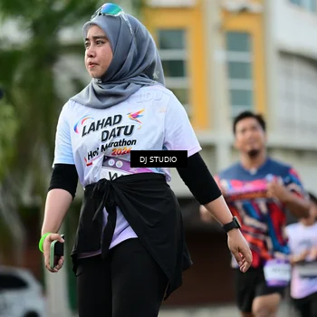 Runner Photo 7913418