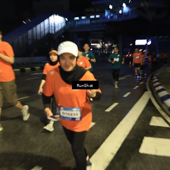 Runner Photo 7913420