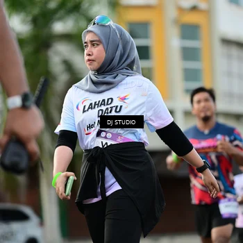 Runner Photo 7913424
