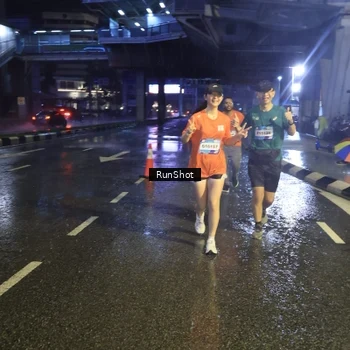 Runner Photo 7913435