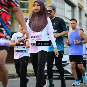 Runner Photo 7913437