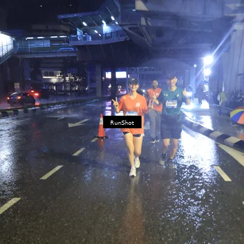 Runner Photo 7913439