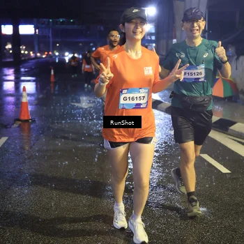 Runner Photo 7913444