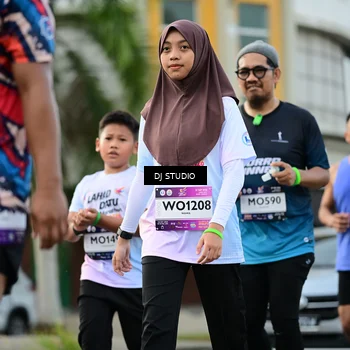 Runner Photo 7913445