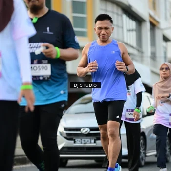 Runner Photo 7913455