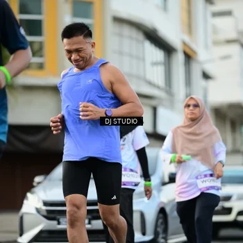 Runner Photo 7913465