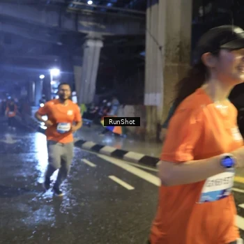 Runner Photo 7913468