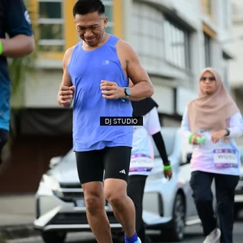 Runner Photo 7913469