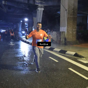 Runner Photo 7913474