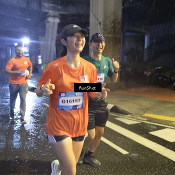 Runner Photo 7913479