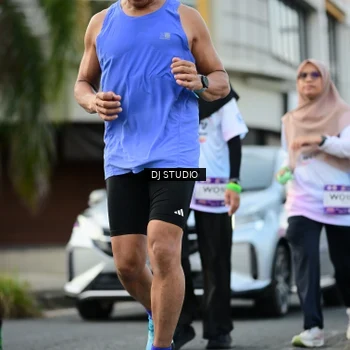 Runner Photo 7913484