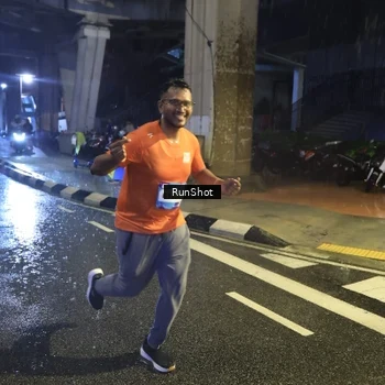 Runner Photo 7913488