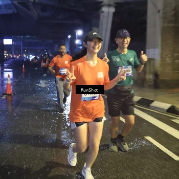 Runner Photo 7913493