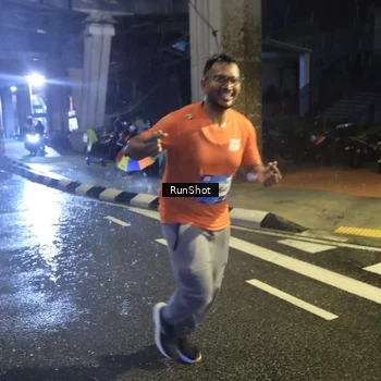 Runner Photo 7913494