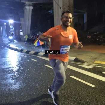 Runner Photo 7913496