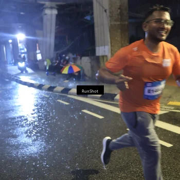 Runner Photo 7913505
