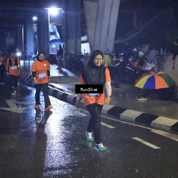 Runner Photo 7913517