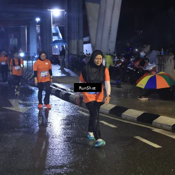 Runner Photo 7913521