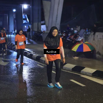 Runner Photo 7913523