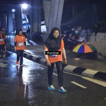 Runner Photo 7913524