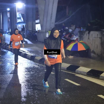 Runner Photo 7913529
